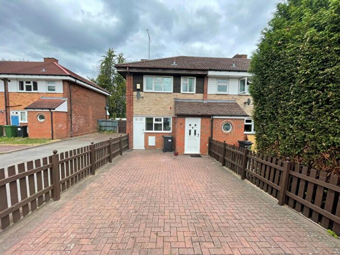 3 Bedroom House To Rent In Wesson Gardens, Halesowen, West Midlands, B63