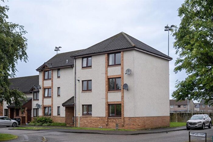 2 Bedroom Flat For Sale In Pumpgate Court, Inverness, IV3