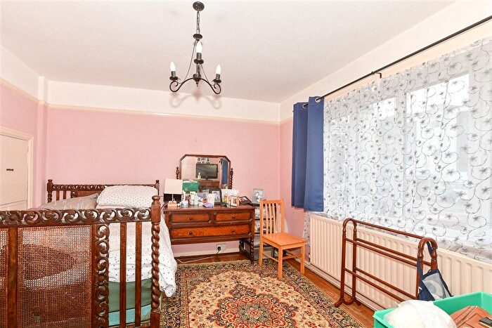 3 Bedroom Detached House For Sale In Christopher Road, East Grinstead, West Sussex, RH19