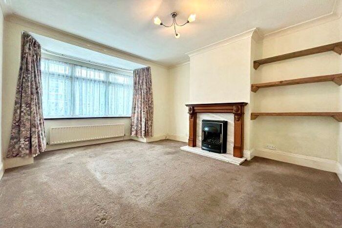 3 Bedroom Terraced House To Rent In Park Road, Dartford, DA1