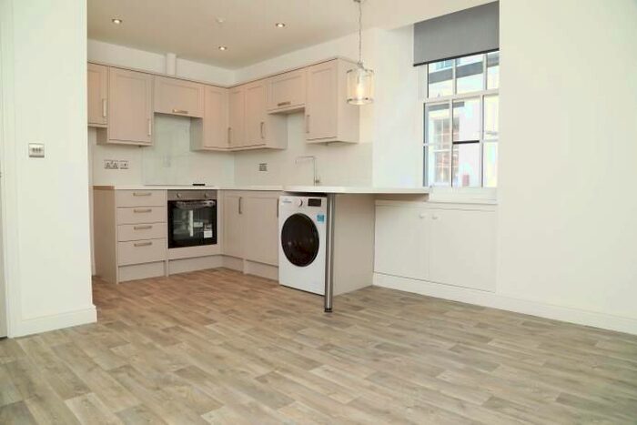 1 Bedroom Flat To Rent In Irish Street, Dumfries, DG1