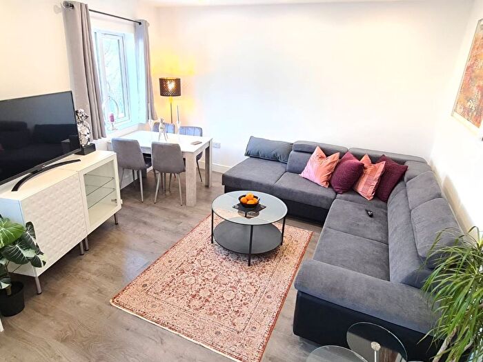 1 Bedroom Flat To Rent In Finchley Road, London, NW3