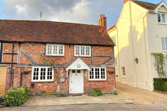 3 Bedroom Cottage To Rent In Greywell, Nr Basingstoke, RG29