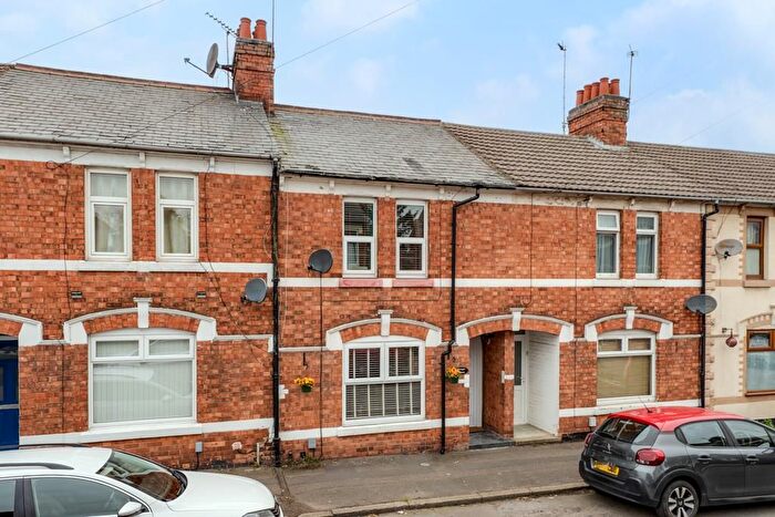 3 Bedroom Terraced House For Sale In Lawson Street, Kettering, NN16