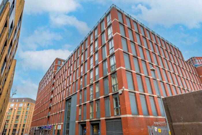 2 Bedroom Flat To Rent In Essex Street, Birmingham, West Midlands, B5