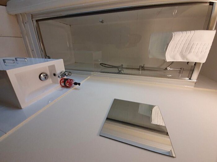 2 Bedroom Flat To Rent In Daniel Hill Mews, Sheffield, S6