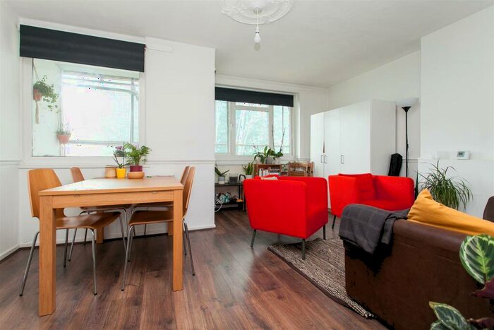 3 Bedroom Maisonette To Rent In Portelet Road, London, E1