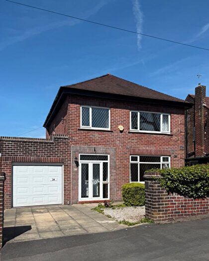 3 Bedroom Link Detached House To Rent In Kensington Road, Oldham, OL8