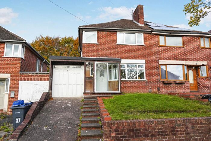 3 Bedroom Semi Detached House For Sale In Green Park Road, Birmingham, B31