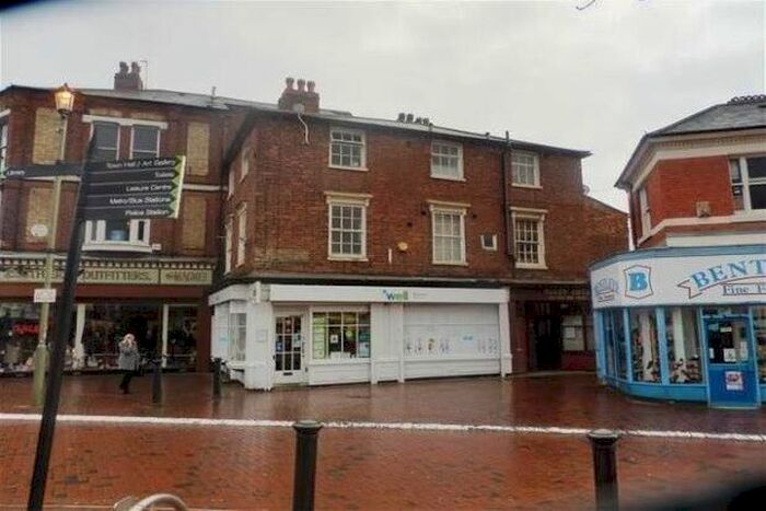 1 Bedroom Flat To Rent In Union Street, Wednesbury, WS10