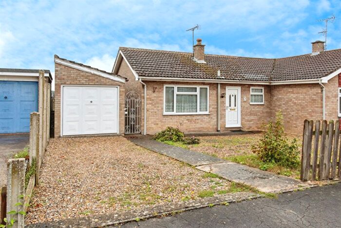 1 Bedroom Semi-Detached Bungalow For Sale In Covey Way, Lakenheath, Brandon, IP27