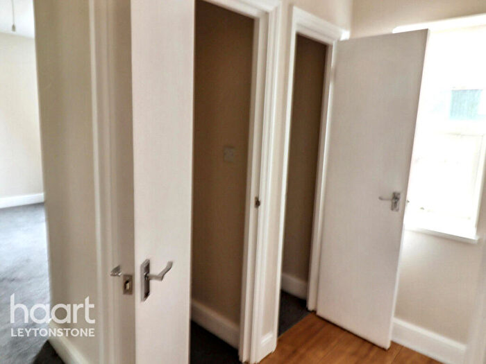 2 Bedroom Block Of Apartments To Rent In Skeltons Lane, London, E10