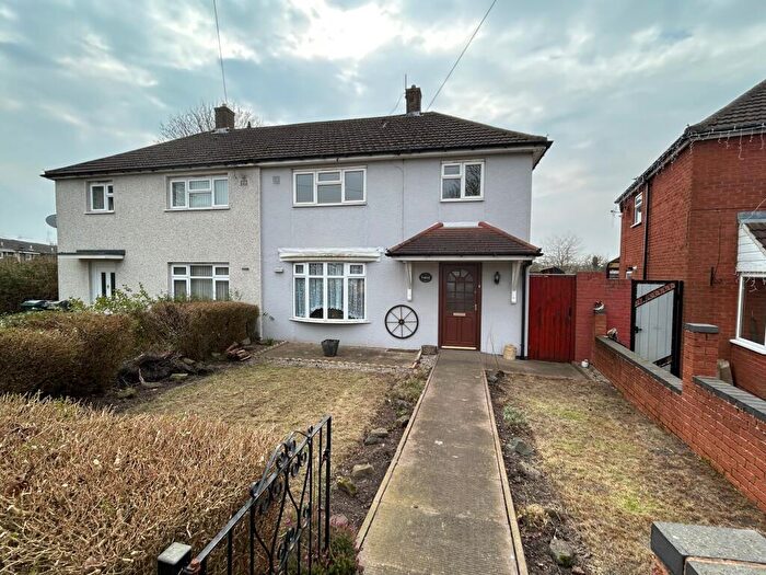 3 Bedroom House To Rent In Dudhill Road, Rowley Regis, West Midlands, B65