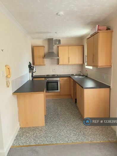 Studio To Rent In Wide Close, Lanark, ML11