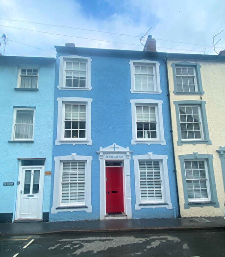 3 Bedroom Town House For Sale In Maglona, New Street, Aberdyfi, Gwynedd, LL35
