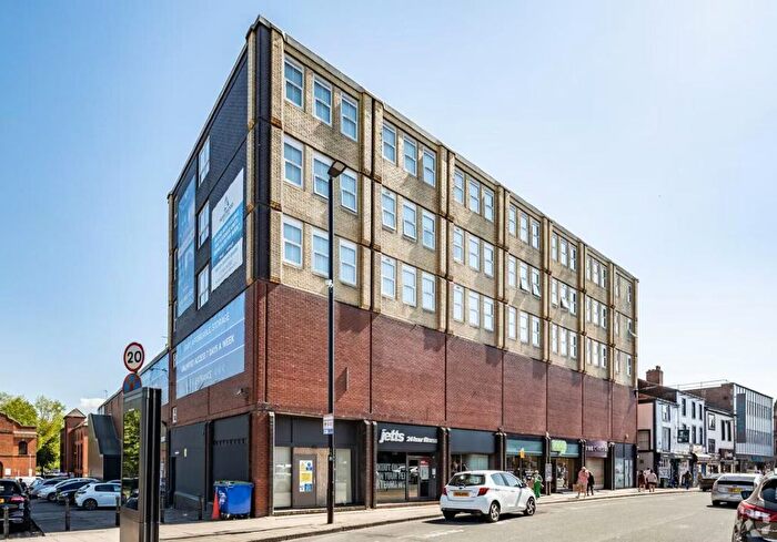 1 Bedroom Flat For Sale In Flat Bryan House, - Standishgate, Wigan, Lancashire, WN1