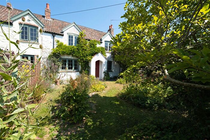 3 Bedroom Semi Detached House For Sale In Elm Tree Road, Locking, Weston-super-Mare, BS24