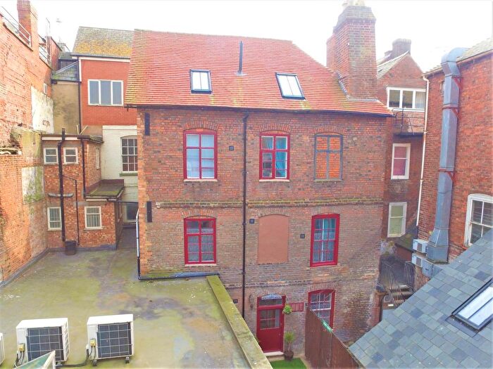 2 Bedroom Flat For Sale In - Widemarsh Street, Hereford, HR4