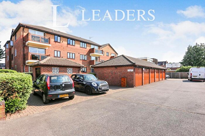 2 Bedroom Flat To Rent In Palm Court, Croydon Road, Beckenham, BR3