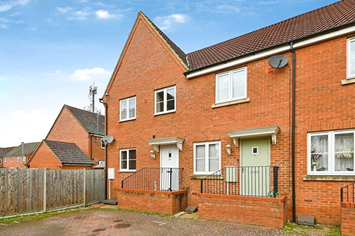 3 Bedroom End Of Terrace House For Sale In Dairy Way, Gaywood, King's Lynn, PE30