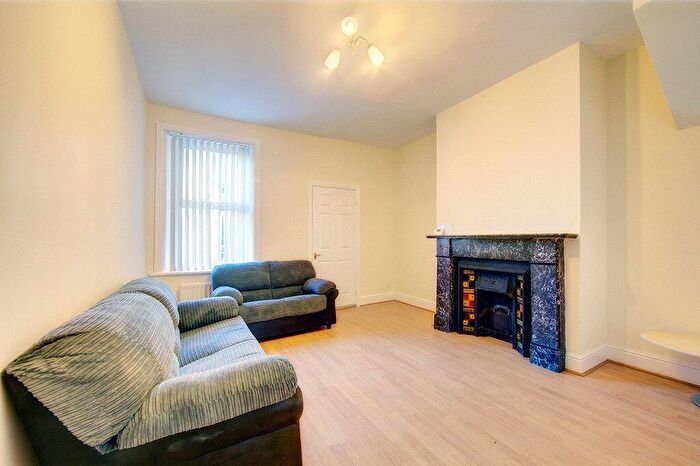 2 Bedroom Flat To Rent In Doncaster Road, Sandyford, Newcastle Upon Tyne, NE2