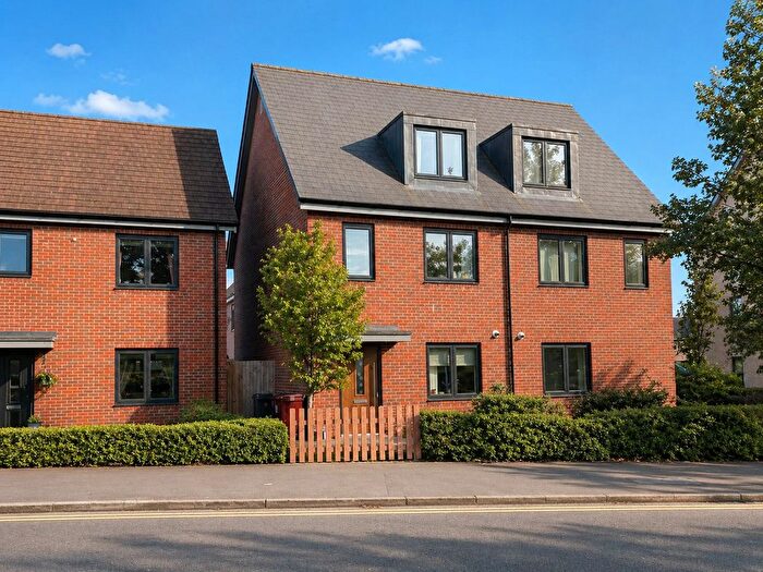 3 Bedroom Semi-Detached House For Sale In Imperial Way, Reading, Berkshire, RG2