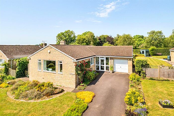 3 Bedroom Bungalow For Sale In Rockway, Shipton Gorge, Bridport, DT6