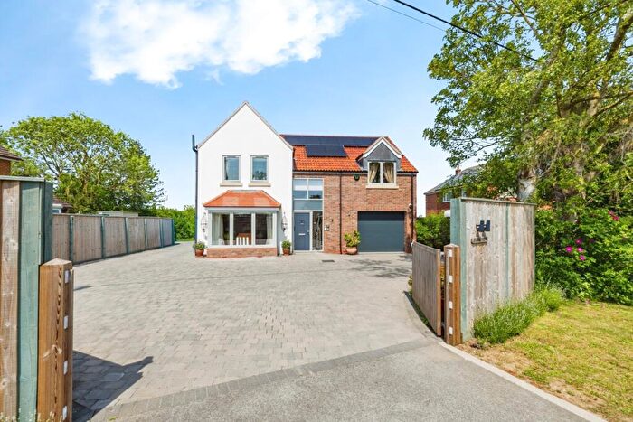 4 Bedroom Detached House For Sale In Louth Road, Wragby, Lincolnshire, LN8