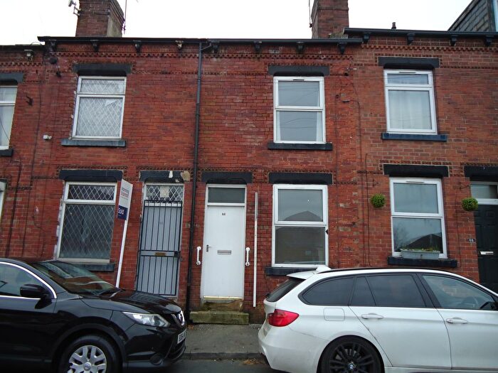 4 Bedroom Terraced House To Rent In Ingleton Street, Leeds, LS11