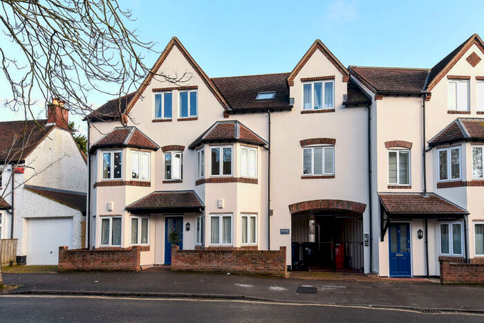 1 Bedroom Apartment To Rent In Saxon Court, Headington, OX3