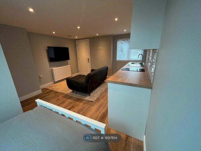 1 Bedroom Flat To Rent In Alexandra Ave, Luton, LU3