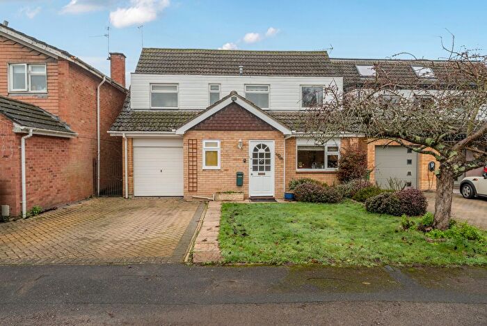 4 Bedroom Detached House For Sale In Elizabeth Road, Henley-On-Thames, Oxfordshire, RG9