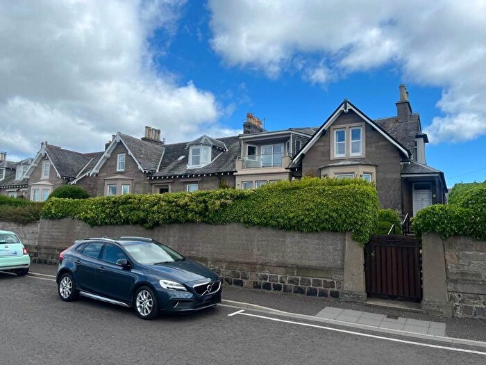 3 Bedroom Flat To Rent In A Douglas Terrace, Broughty Ferry, DD5