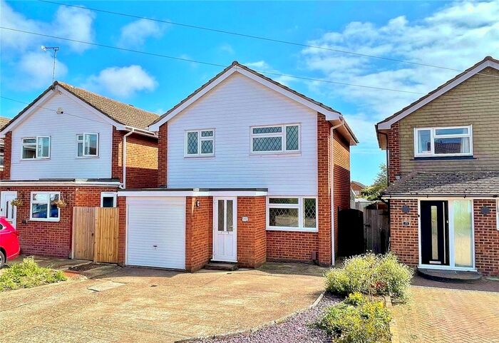 3 Bedroom Detached House To Rent In Tavy Road, Worthing, West Sussex, BN13