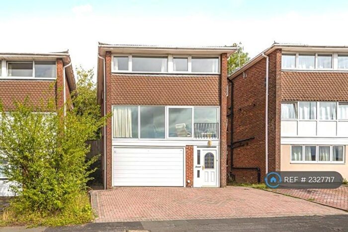 4 Bedroom Detached House To Rent In Chalk Ridge, Winchester, SO23