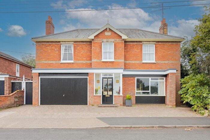 5 Bedroom Detached House For Sale In Fairfield Road, Saxmundham, IP17