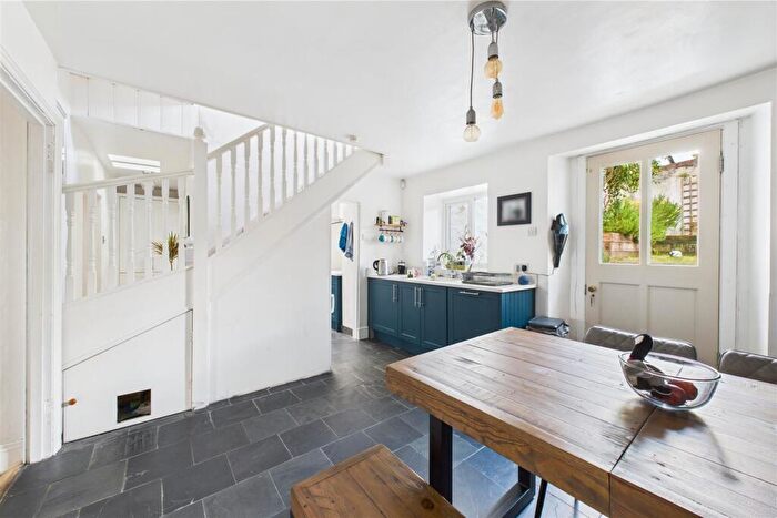 3 Bedroom Terraced House For Sale In Farleigh Road, Backwell, BS48