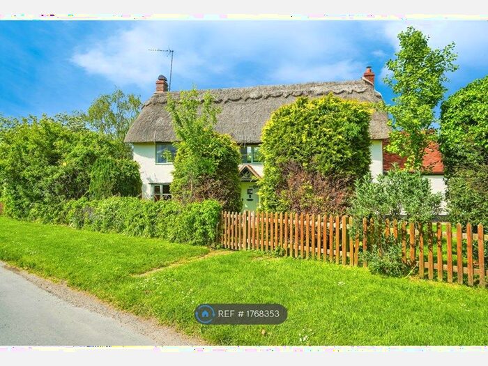 3 Bedroom Detached House To Rent In The Green, Ludgershall, Aylesbury, HP18