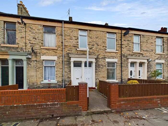 3 Bedroom Apartment For Sale In Rosedale Terrace, North Shields, NE30