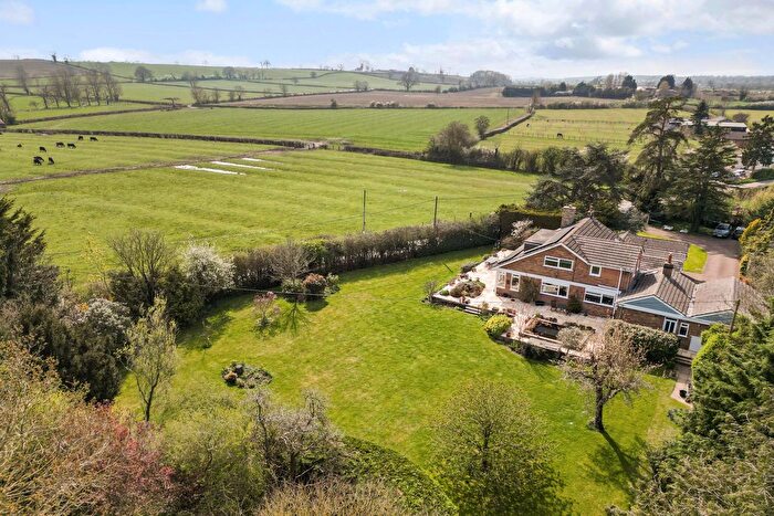 4 Bedroom Detached House For Sale In The Grove, Ladbroke, CV47