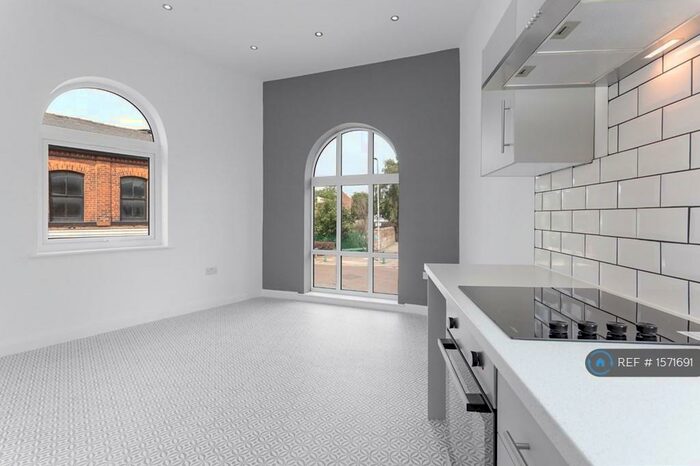 1 Bedroom Flat To Rent In Church Road, Eccles, Manchester, M30