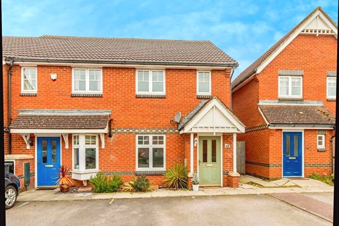 2 Bedroom Semi Detached House To Rent In Clonmel Close, Caversham, Reading, RG4