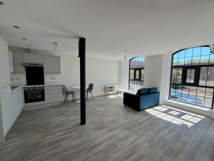 1 Bedroom Flat To Rent In Apartment B, Crocus Street, NG2