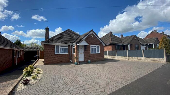 4 Bedroom Detached House To Rent In Welbeck Grove, Allestree, Derby, DE22