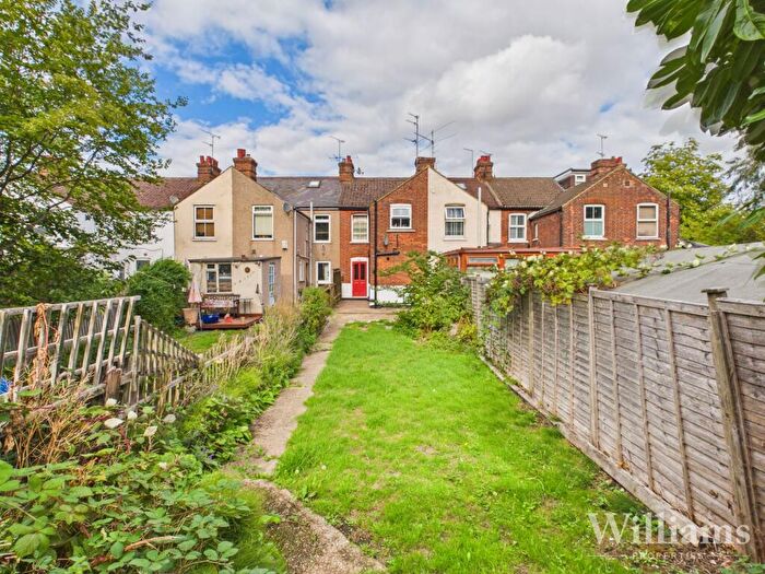 1 Bedroom Flat To Rent In Highbridge Walk, Aylesbury, HP21