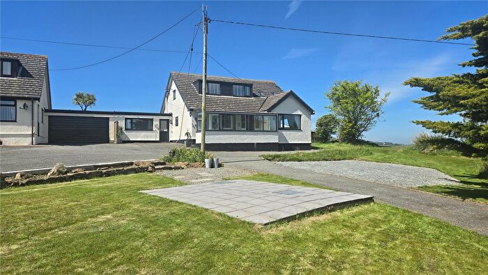 5 Bedroom Link Detached House For Sale In Llanrhyddlad, Holyhead, LL65