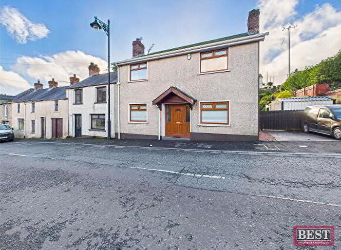 5 Bedroom House For Sale In Main Street, Newry, BT35