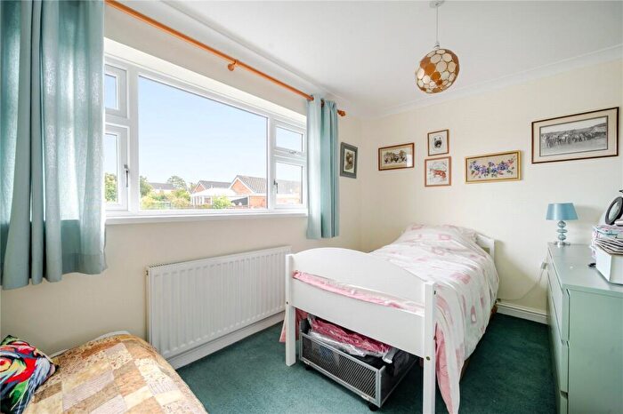 2 Bedroom Semi-Detached House For Sale In Crestwood Avenue, Kidderminster, Worcestershire, DY11