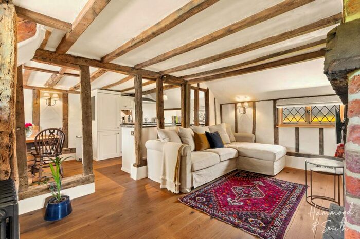 2 Bedroom Cottage For Sale In Coopersale Street, Epping, CM16