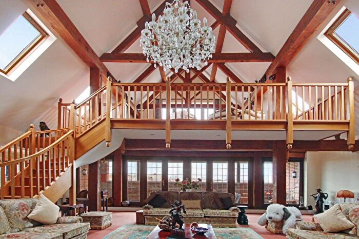 3 Bedroom Apartment For Sale In Langley Manor, Bucknall Way, Beckenham, BR3